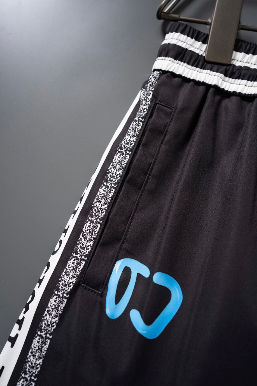 Beach pants summer quick drying shorts thin loose and casual large shorts 10