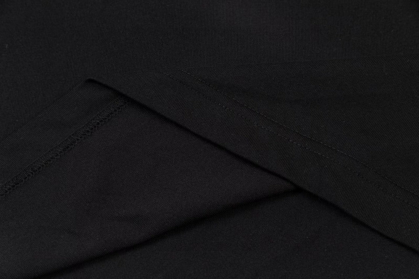 Black fashion T-shirt 058