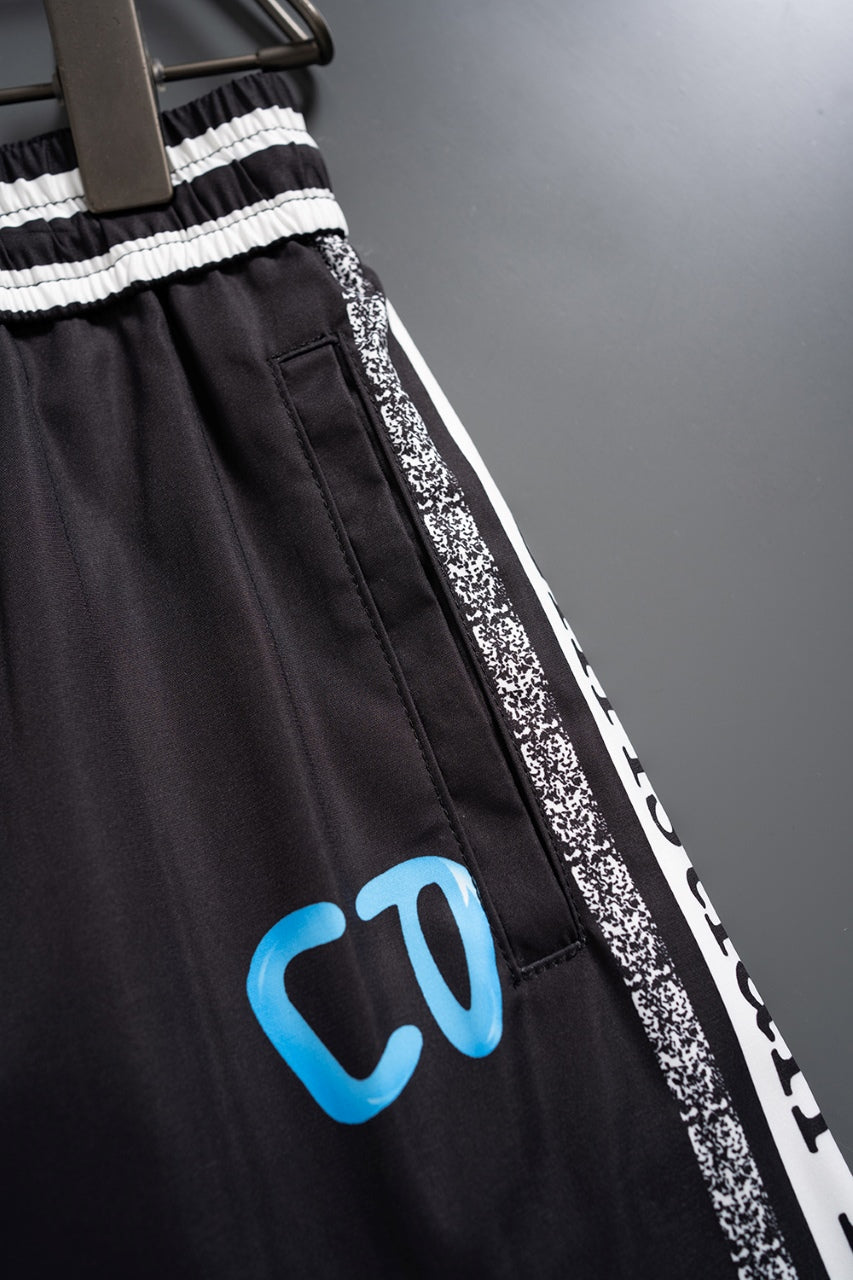 Beach pants summer quick drying shorts thin loose and casual large shorts 10