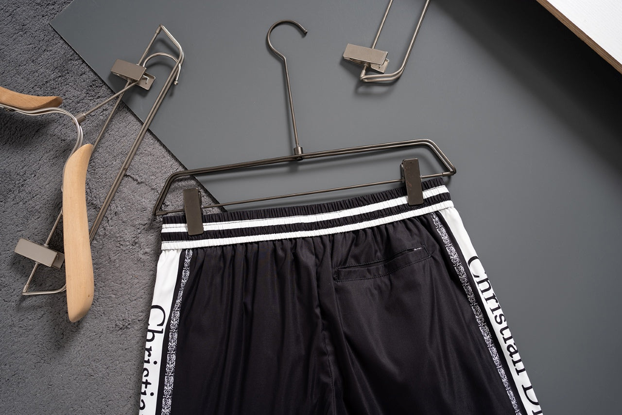 Beach pants summer quick drying shorts thin loose and casual large shorts 10