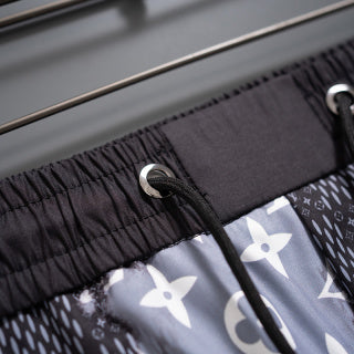 Beach pants summer quick drying shorts thin loose and casual large shorts 33