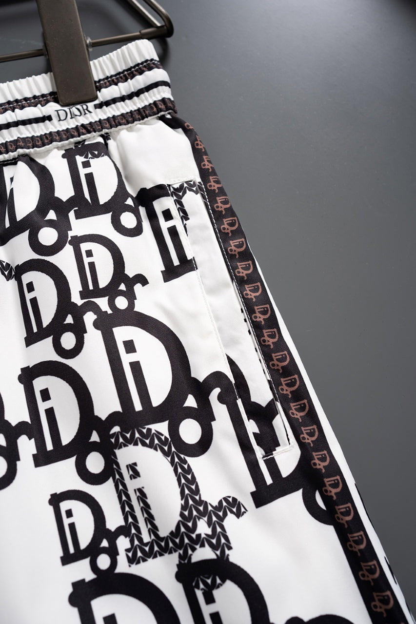 Beach pants summer quick drying shorts thin loose and casual large shorts 09