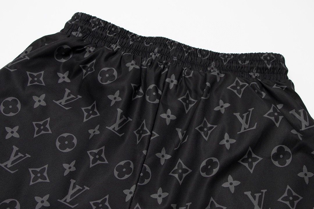 Beach pants summer quick drying shorts thin loose and casual large shorts 090103