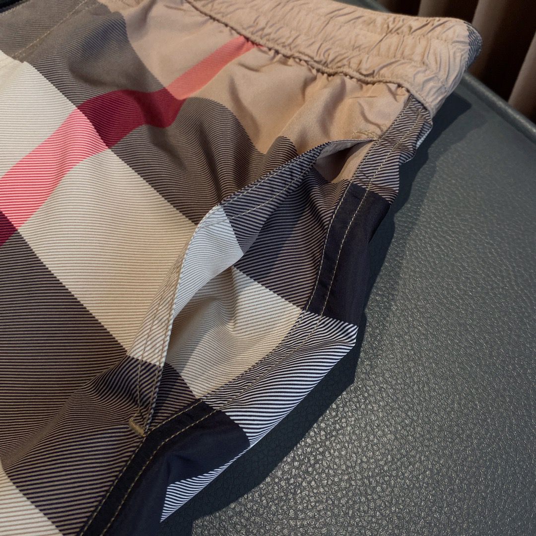 Beach pants summer quick drying shorts thin loose and casual large shorts 090101