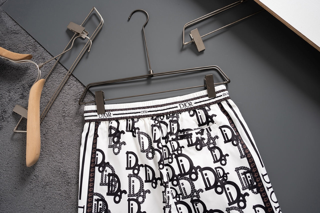 Beach pants summer quick drying shorts thin loose and casual large shorts 09