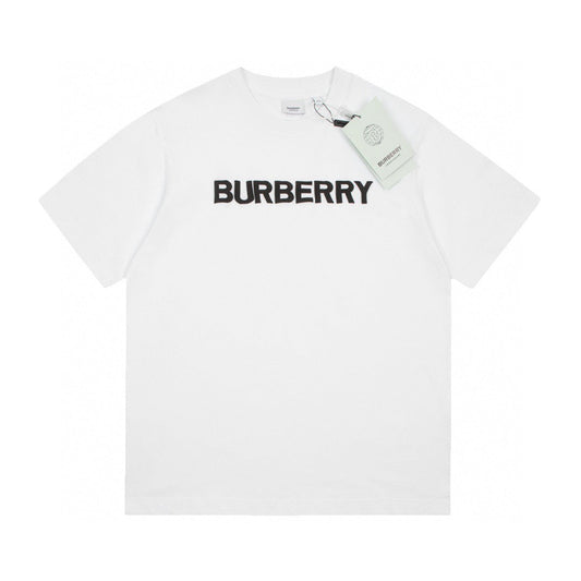 Foamed lettering cotton T-shirt